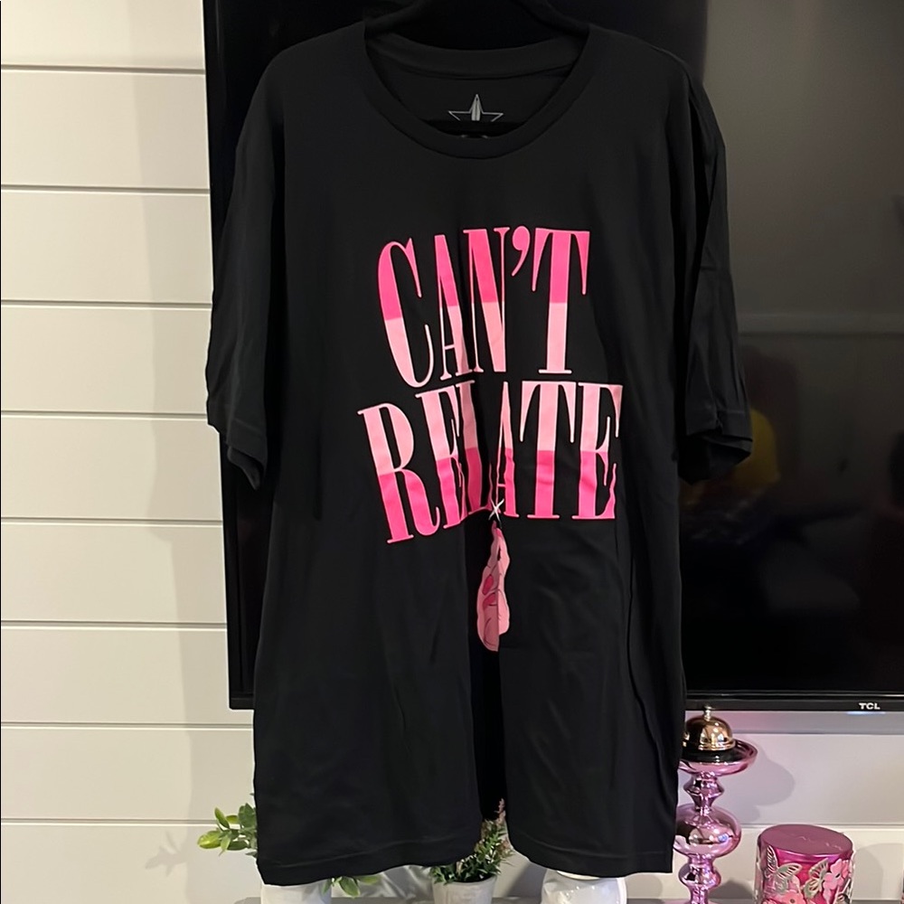 NWOT Jeffree Star Can’t Relate Tee